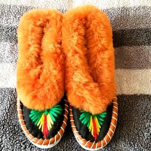 BNWOT Stirling hand made Polish slippers